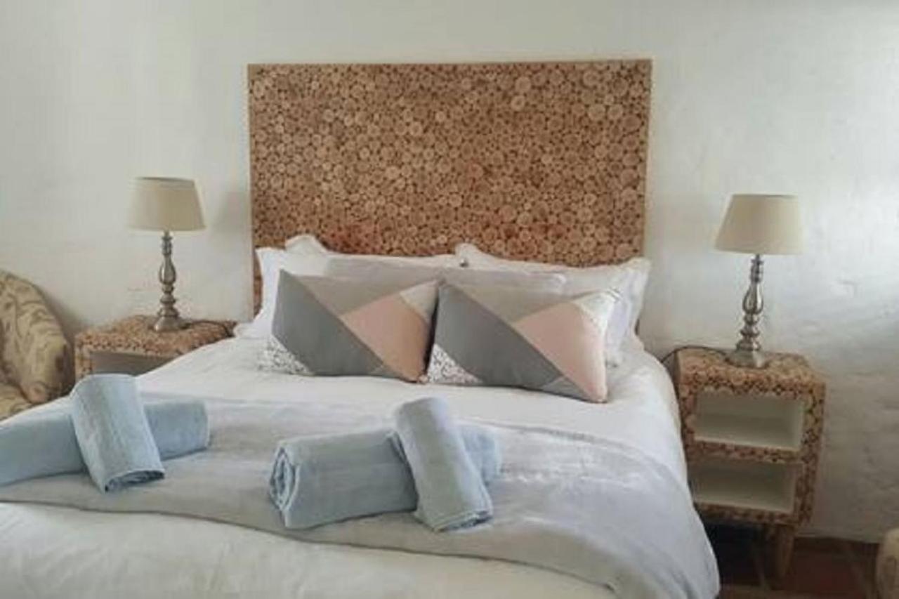 Raithby Winelands Historical Cottage מראה חיצוני תמונה