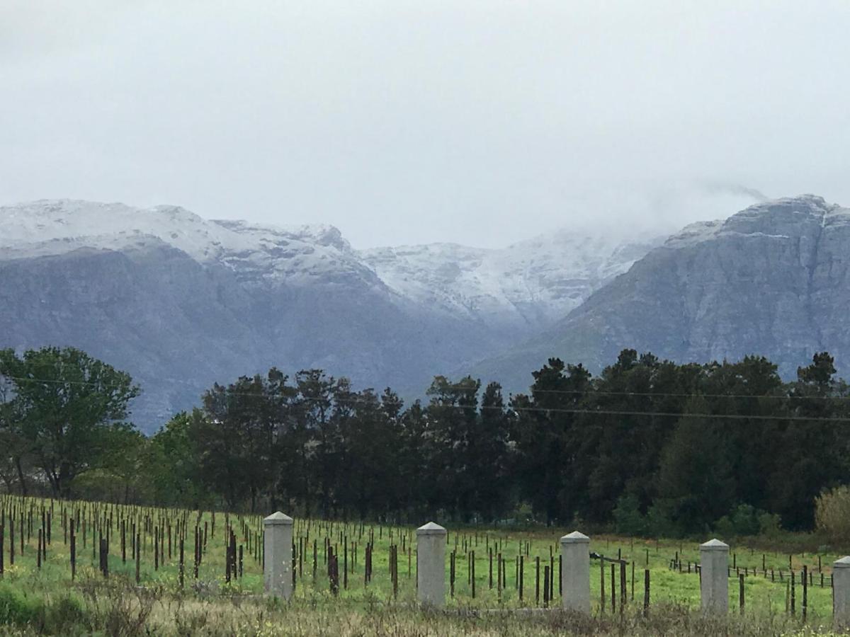 Raithby Winelands Historical Cottage מראה חיצוני תמונה