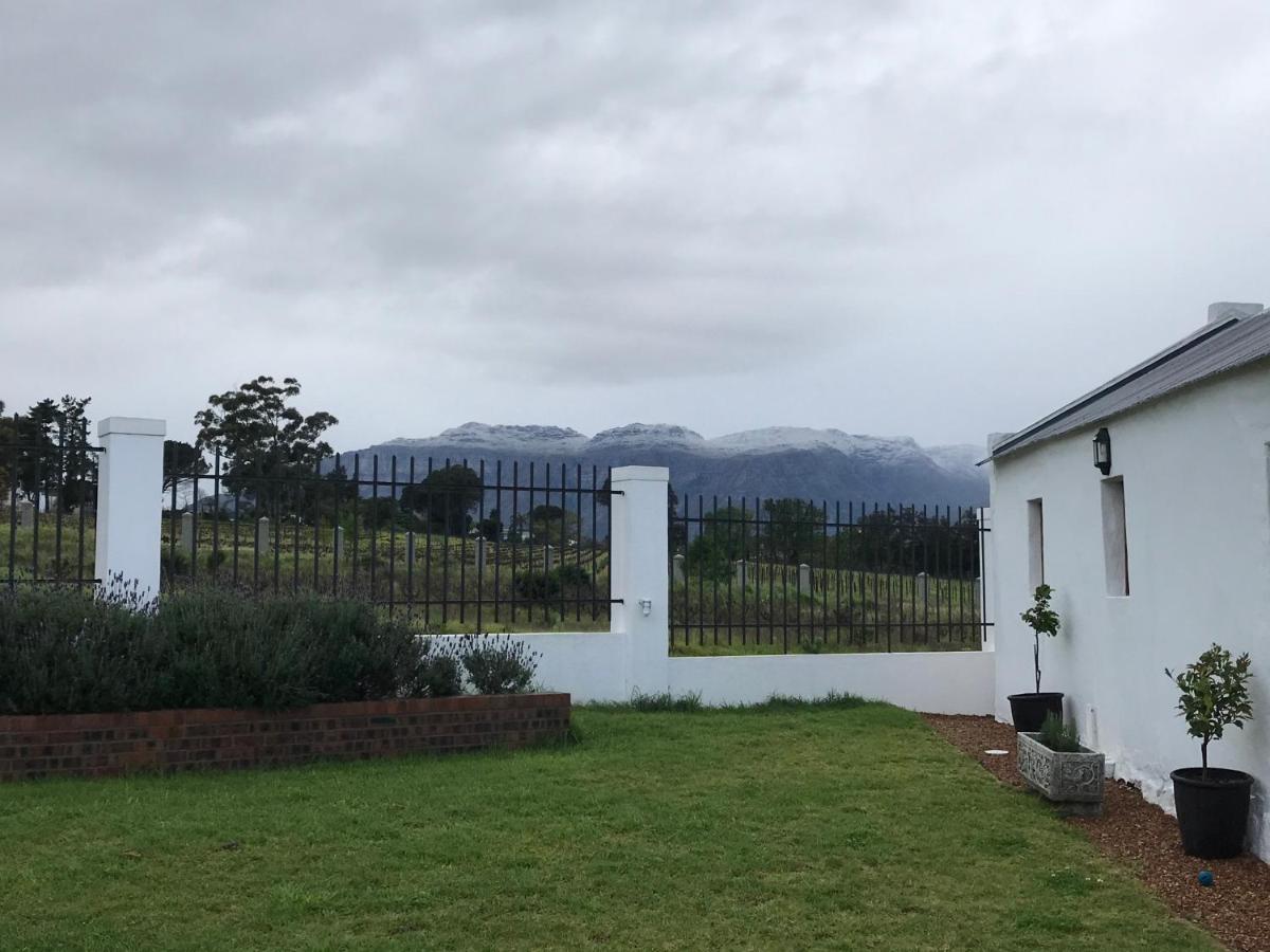 Raithby Winelands Historical Cottage מראה חיצוני תמונה